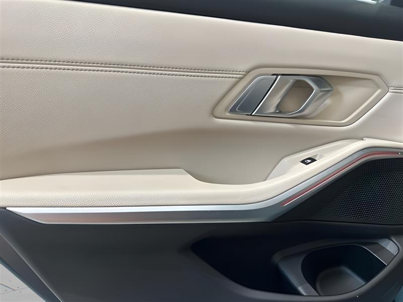 BMW 3-Series 330i xDrive 2021