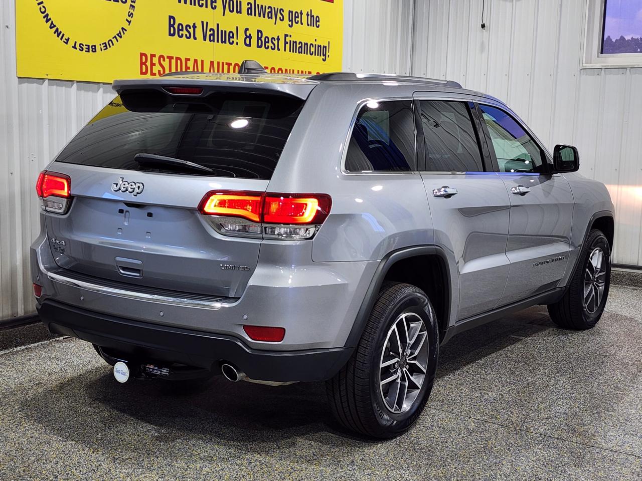 Jeep Grand Cherokee  2021