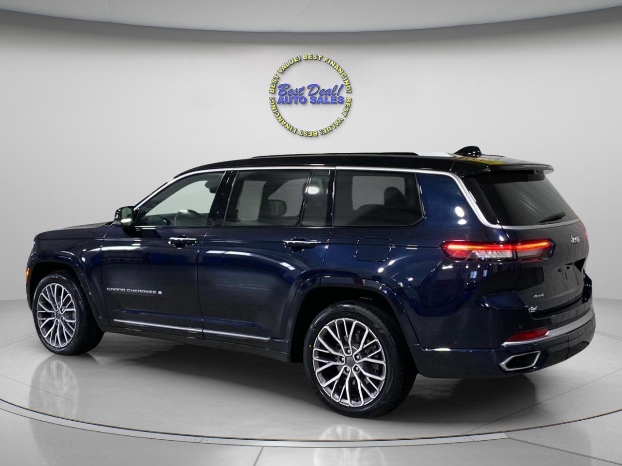 Jeep Grand Cherokee L Summit 4WD 2023