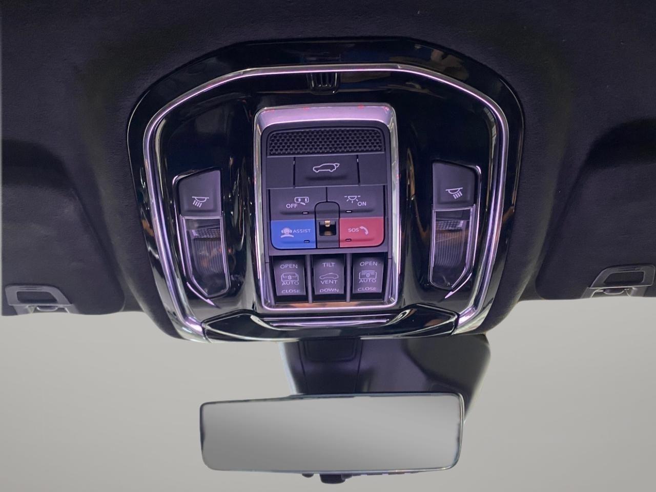 Jeep Grand Cherokee L Summit 4WD 2023