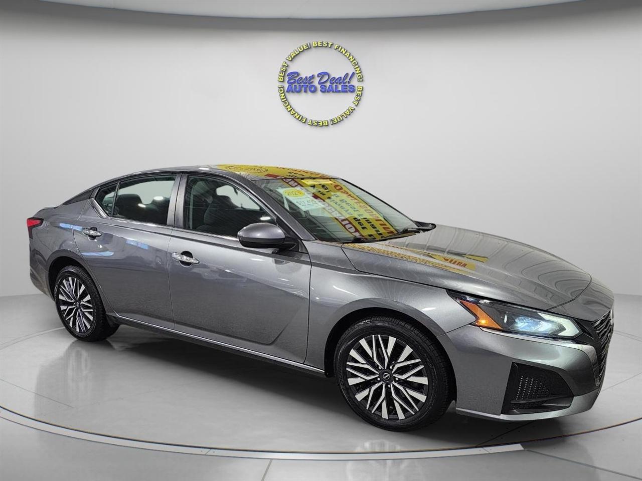 Nissan Altima  2023