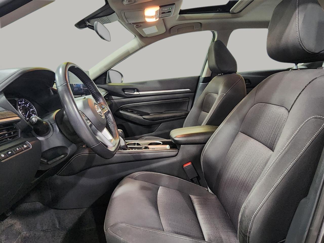 Nissan Altima  2023