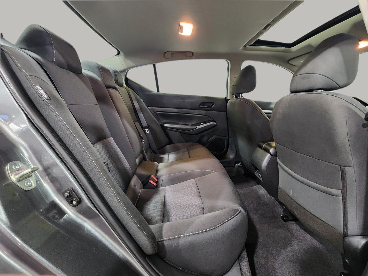 Nissan Altima  2023