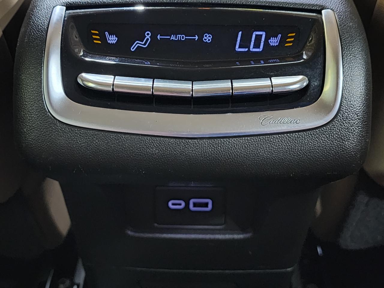 Cadillac XT6  2020