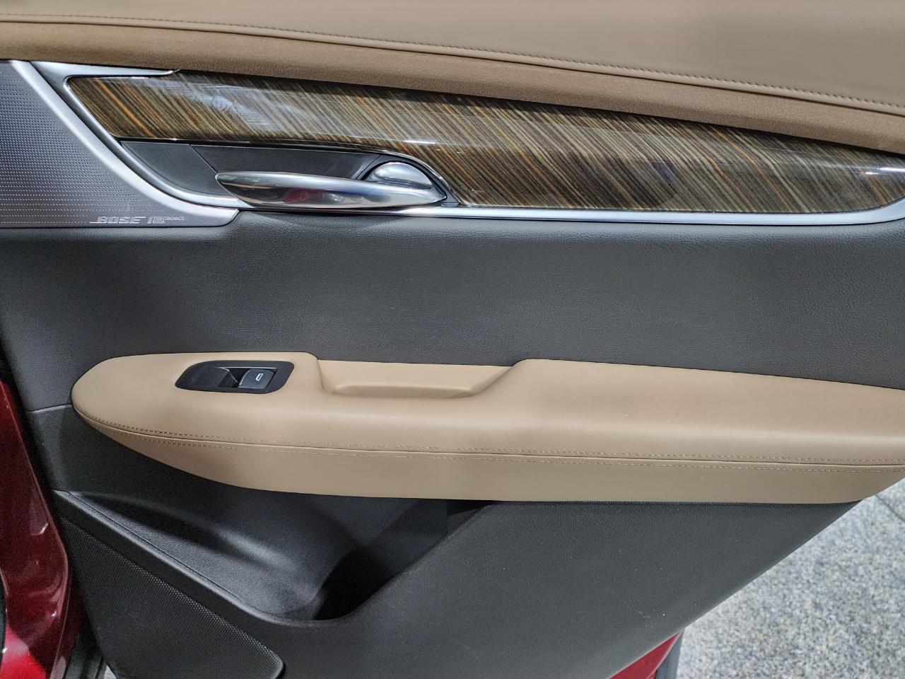 Cadillac XT6  2020