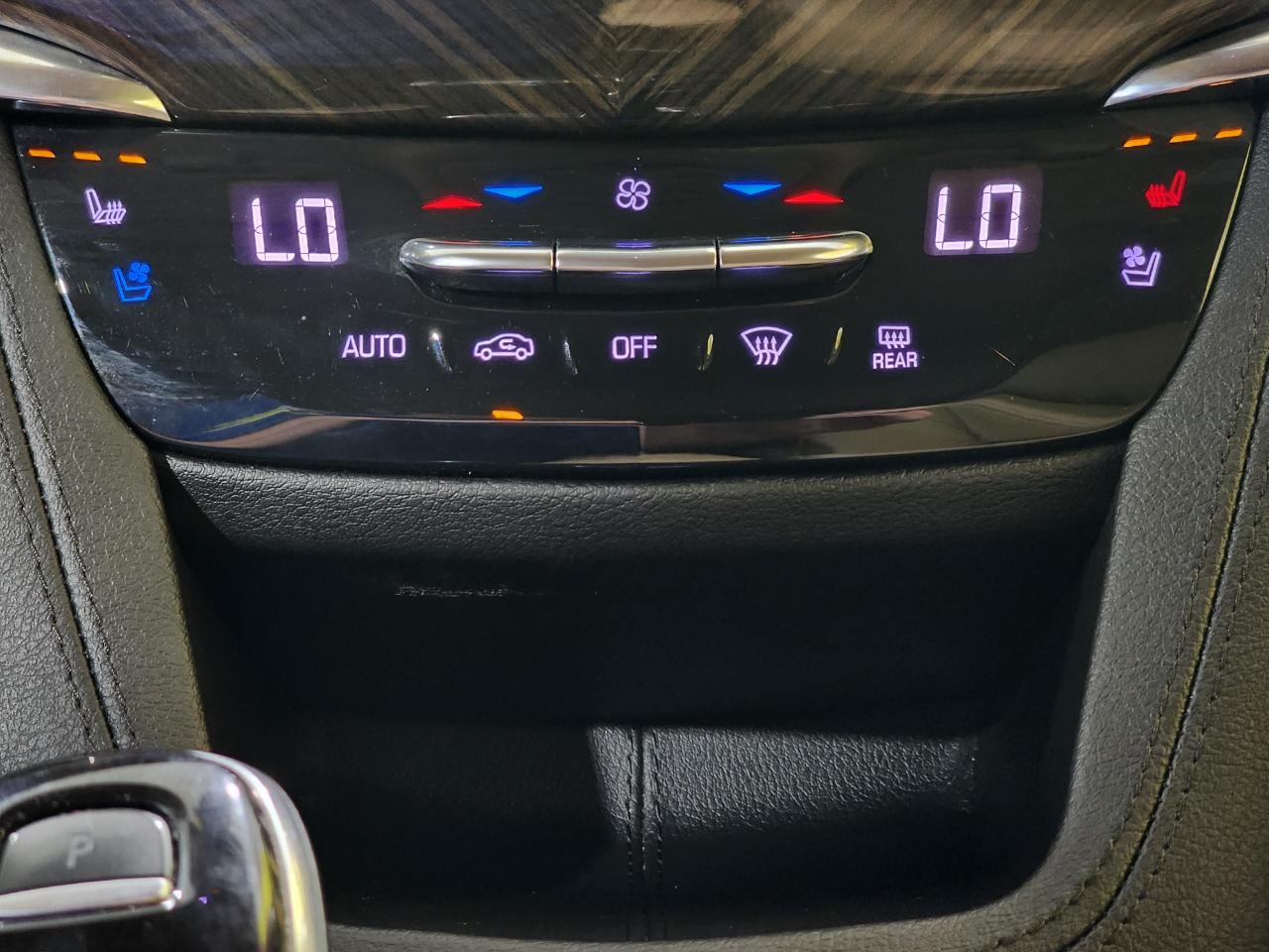 Cadillac XT6  2020