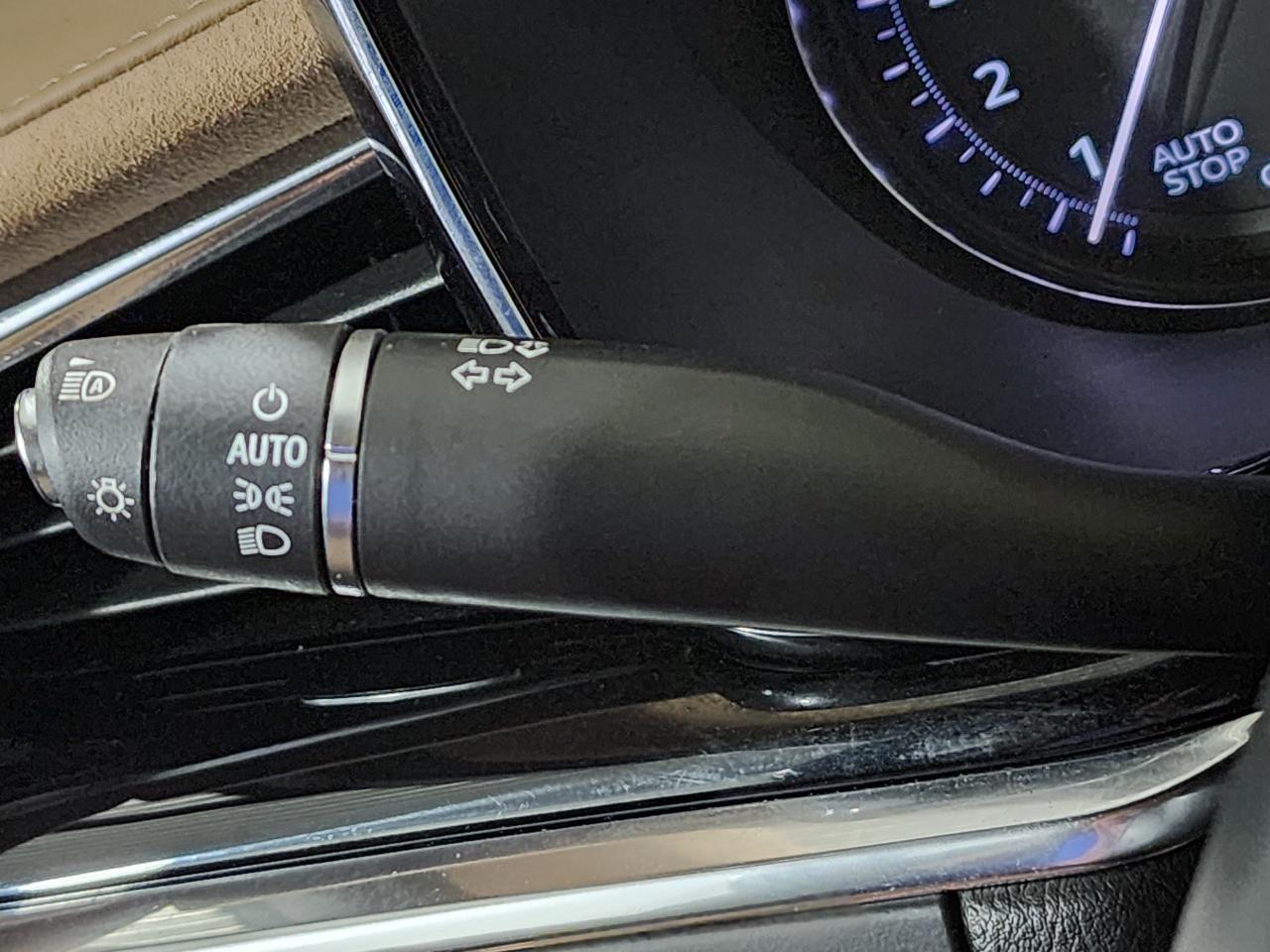 Cadillac XT6  2020