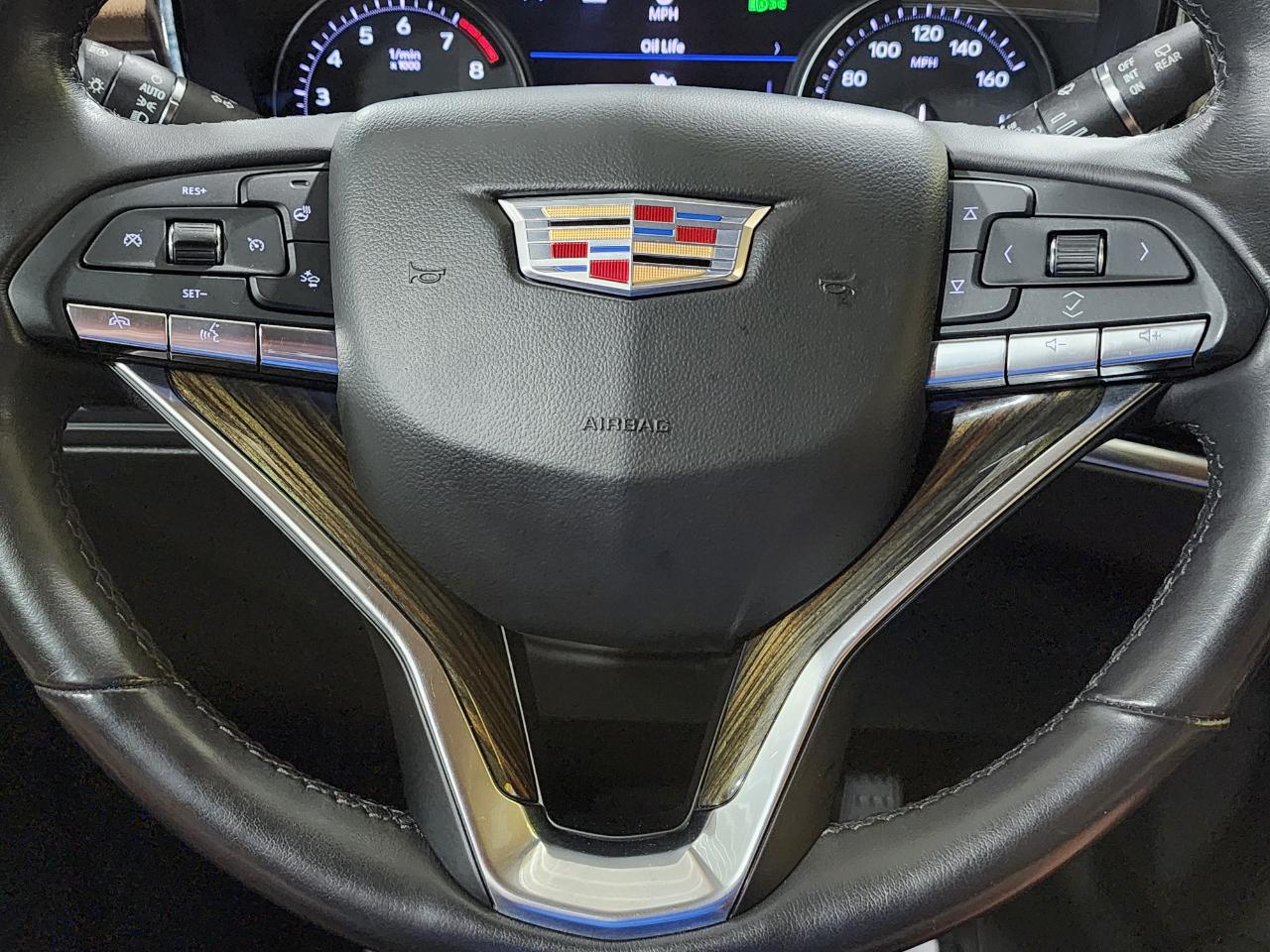 Cadillac XT6  2020