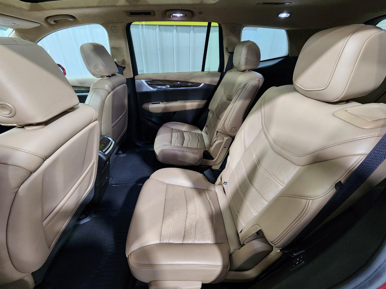 Cadillac XT6  2020