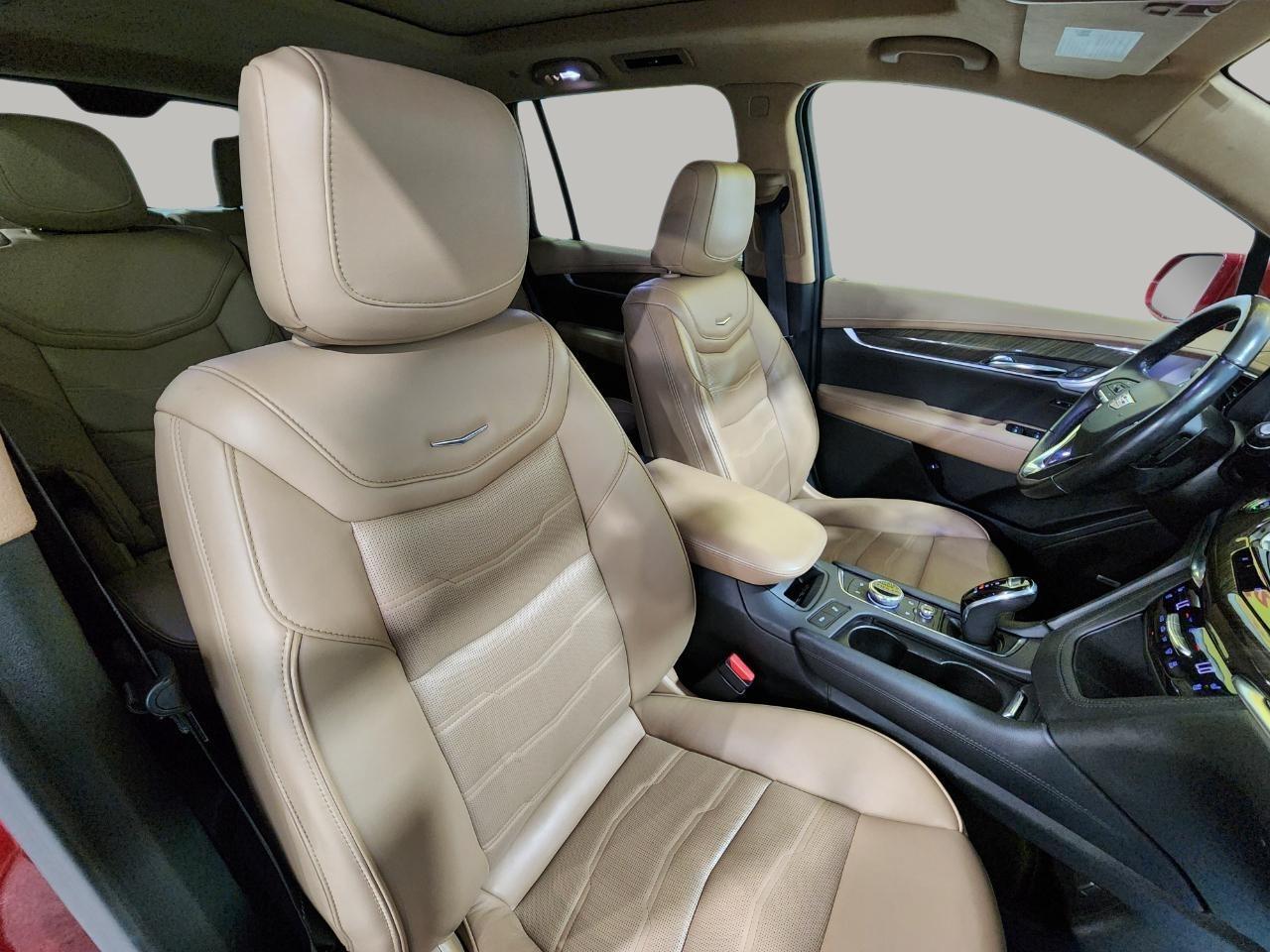 Cadillac XT6  2020