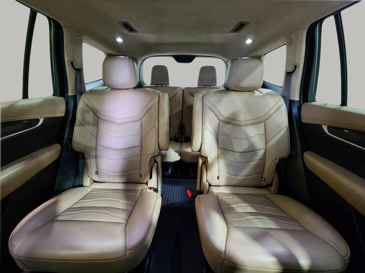 Cadillac XT6  2020