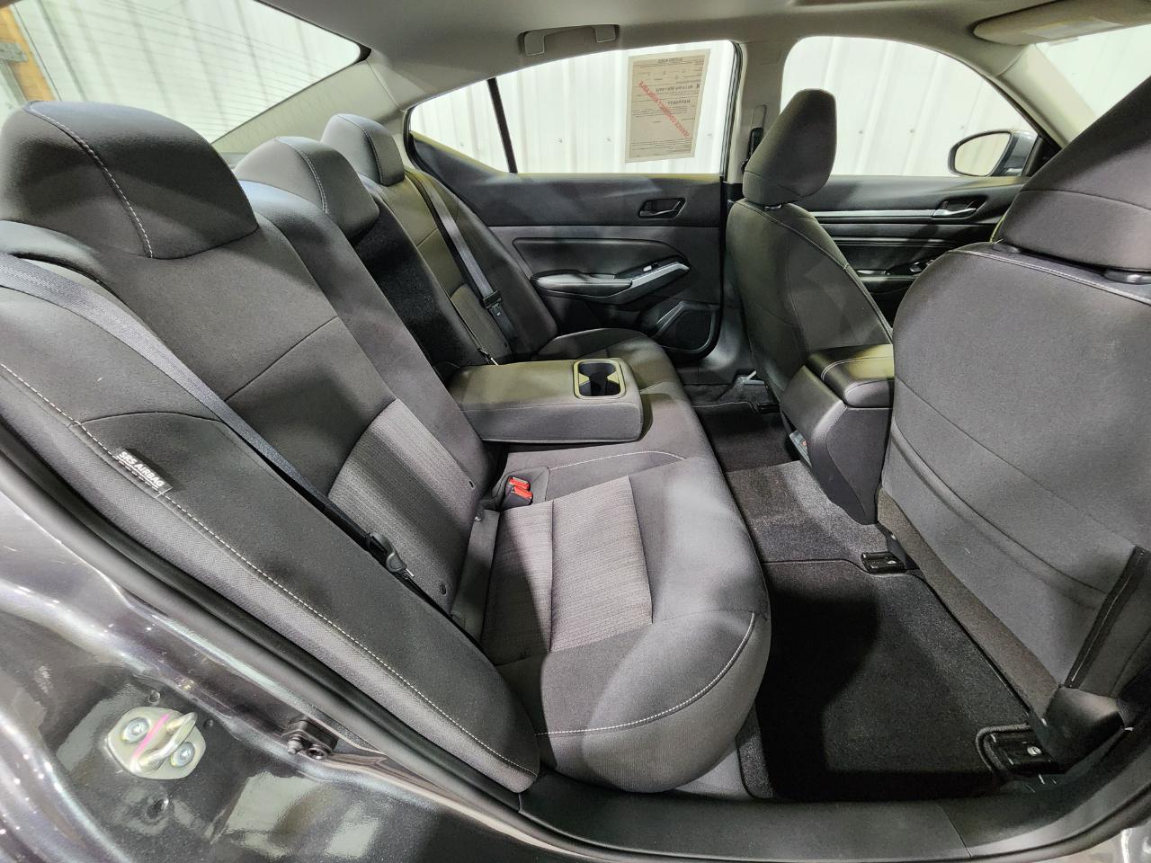 Nissan Altima  2023