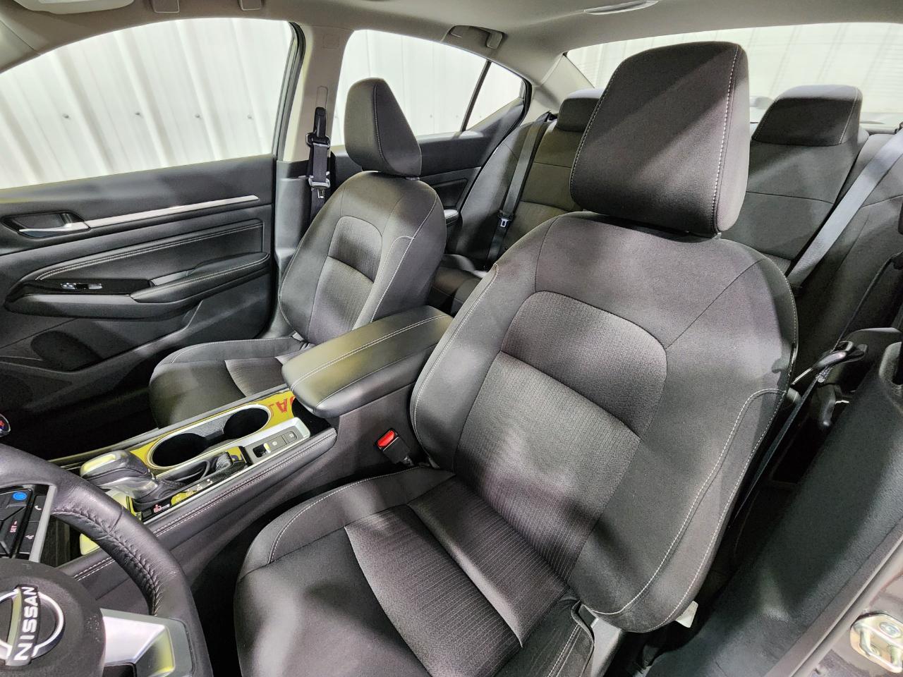 Nissan Altima  2023