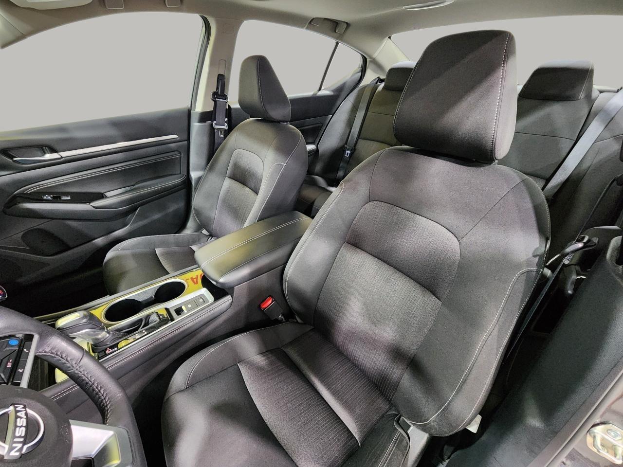 Nissan Altima  2023