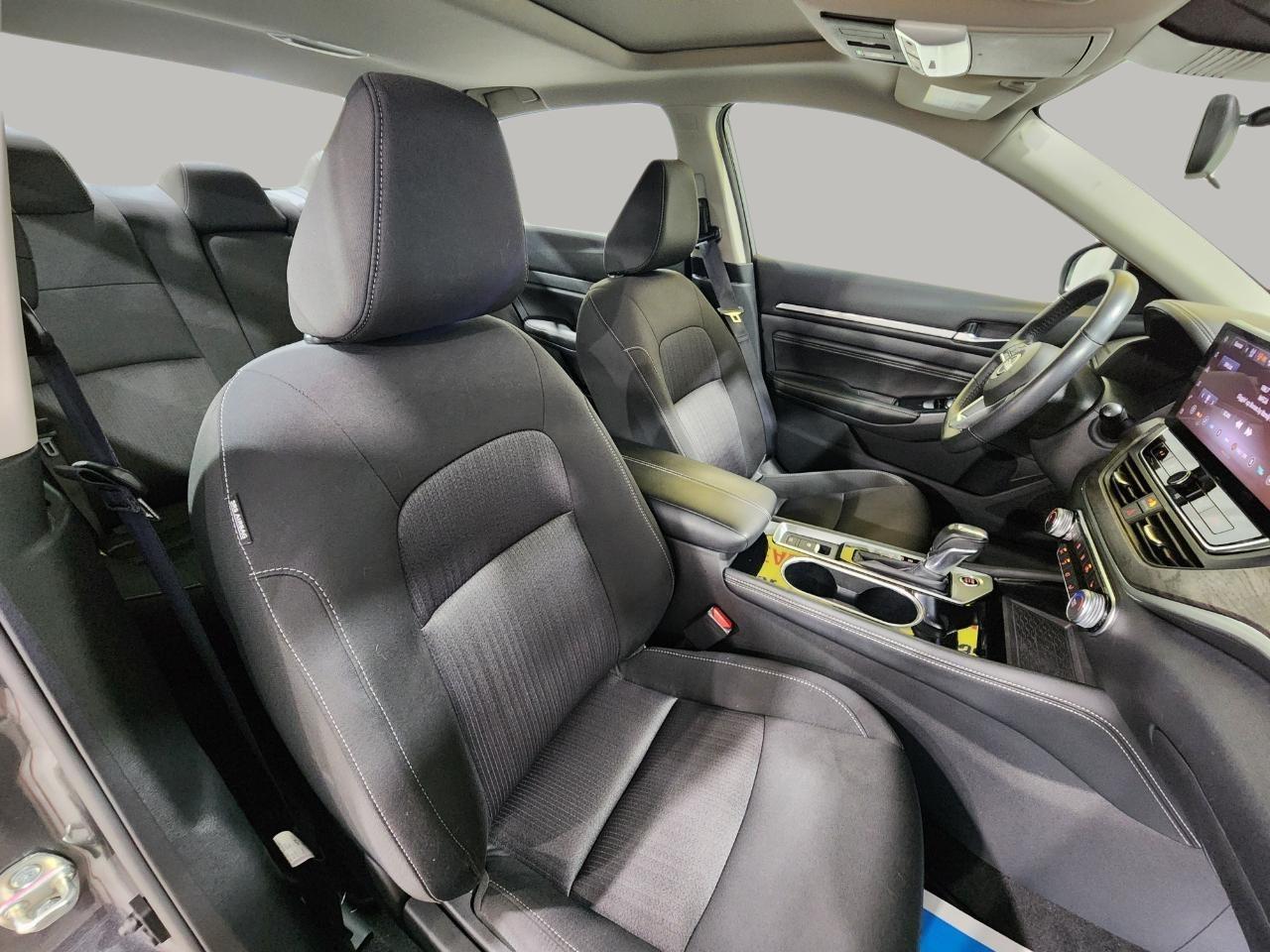 Nissan Altima  2023
