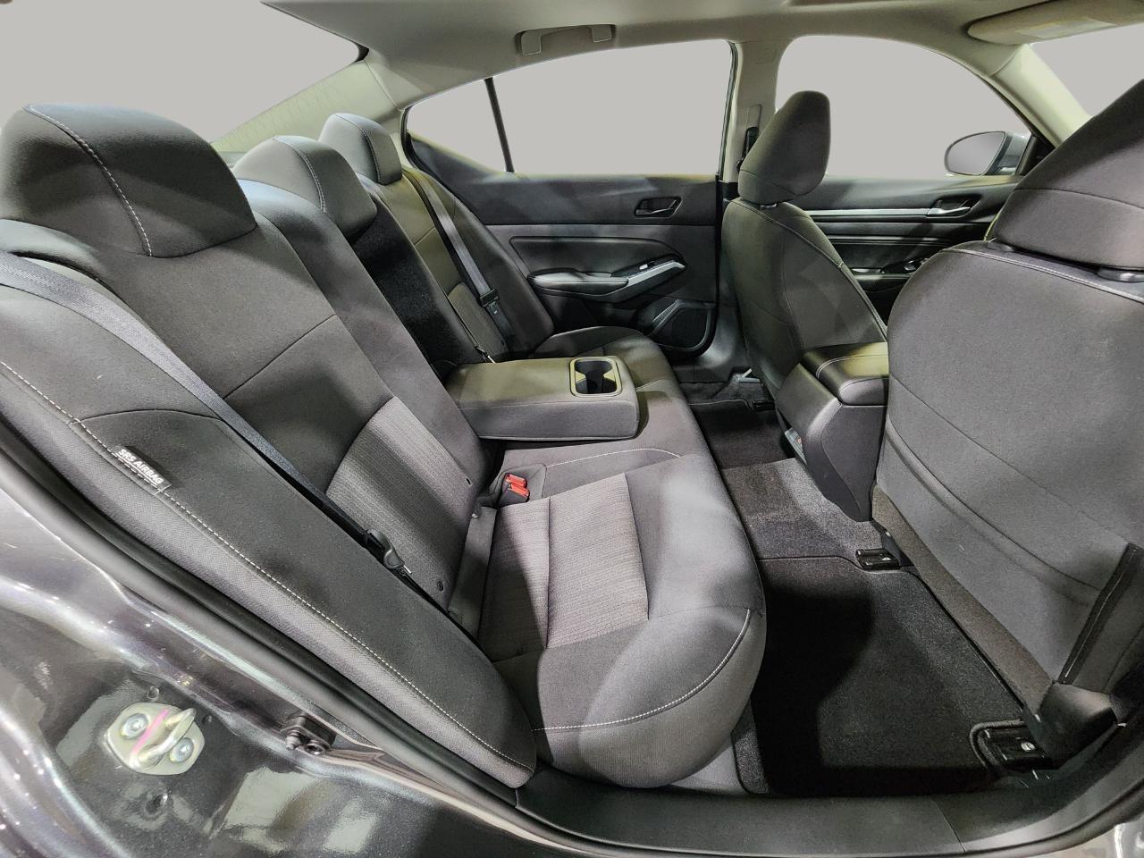 Nissan Altima  2023