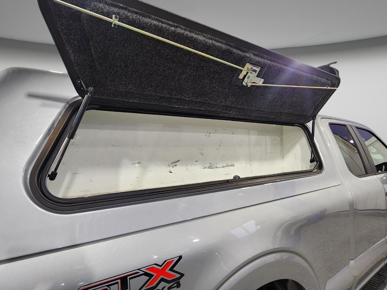 Ford F-150 Supercab 145" STX 4WD 2022