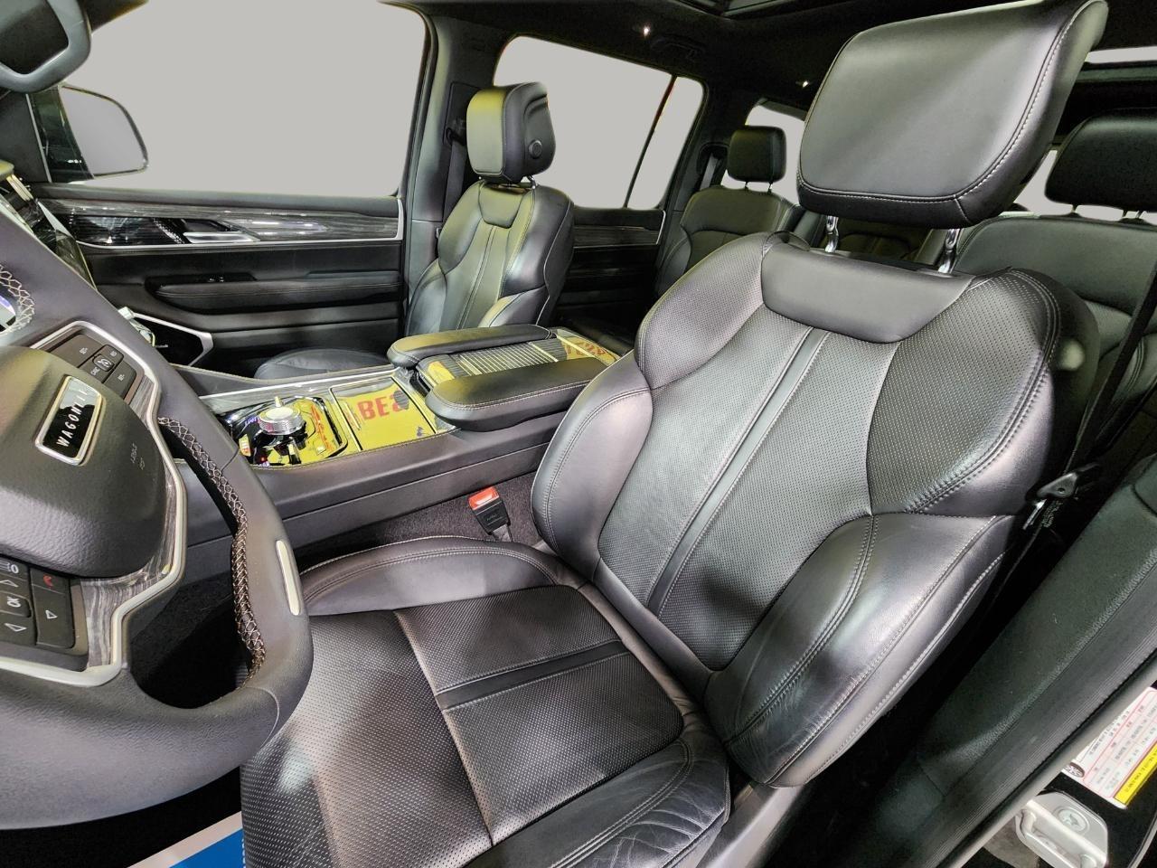 Jeep Wagoneer  2022