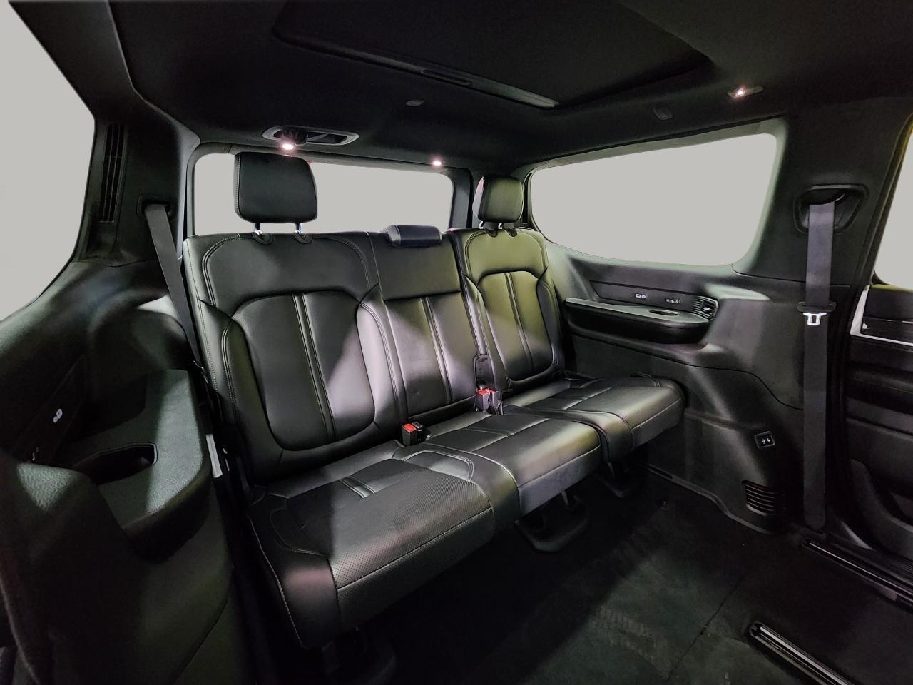 Jeep Wagoneer  2022