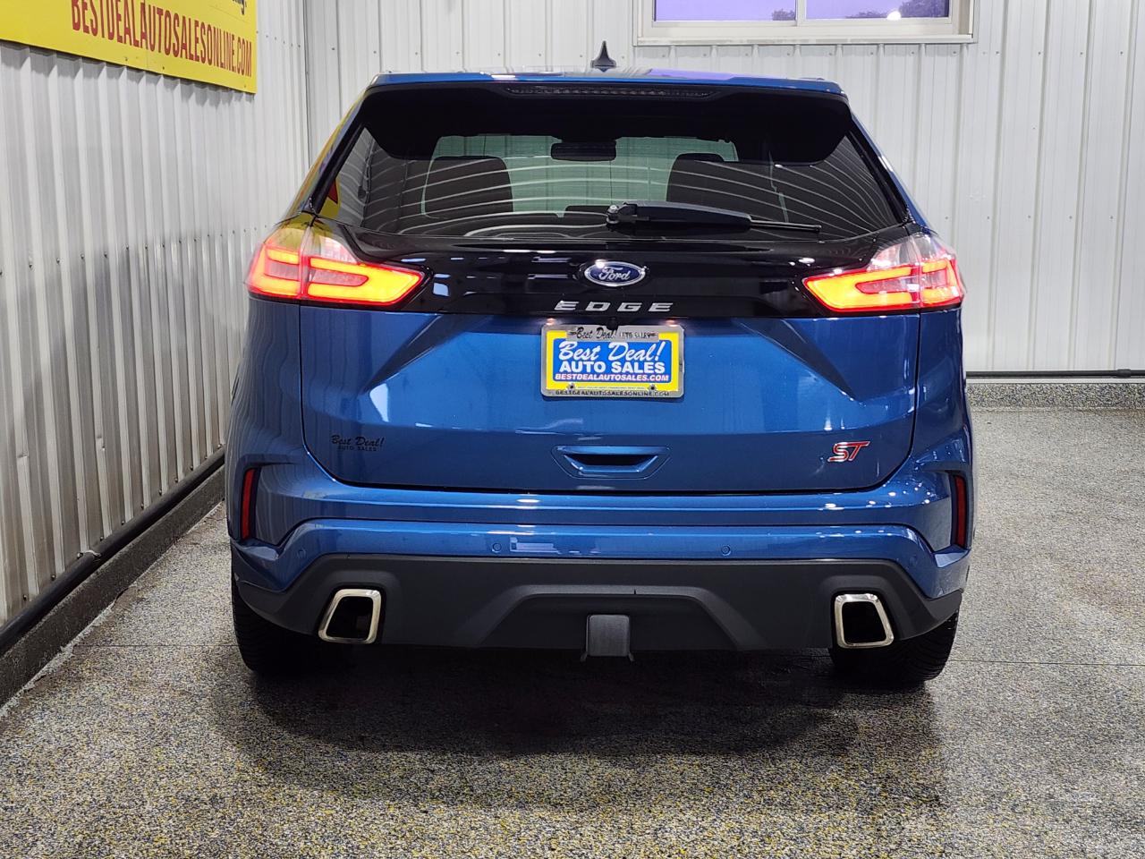 Ford Edge  2021