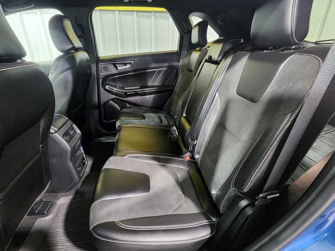 Ford Edge  2021