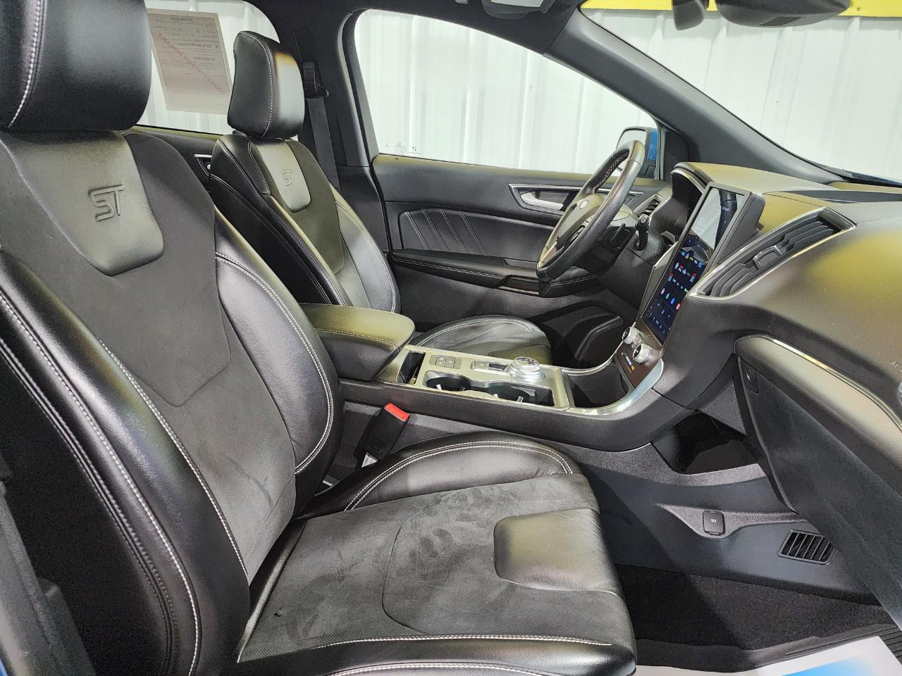 Ford Edge  2021