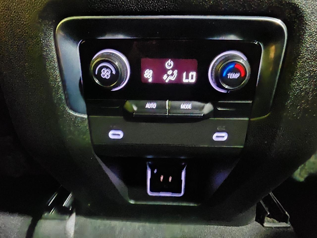 Chevrolet Tahoe  2022