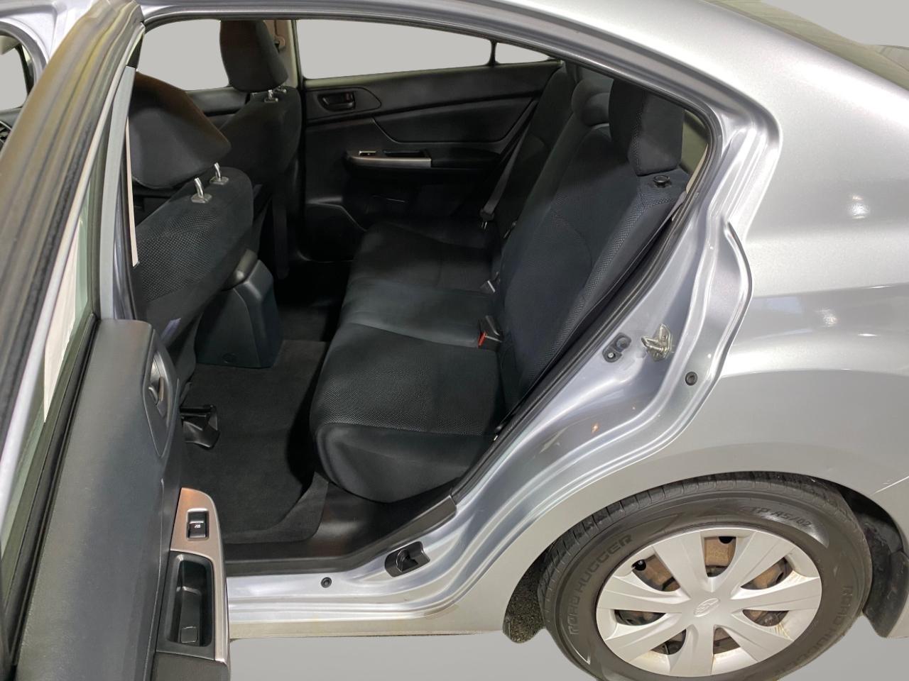 Subaru Impreza 2.0i PZEV CVT 4-Door 2015