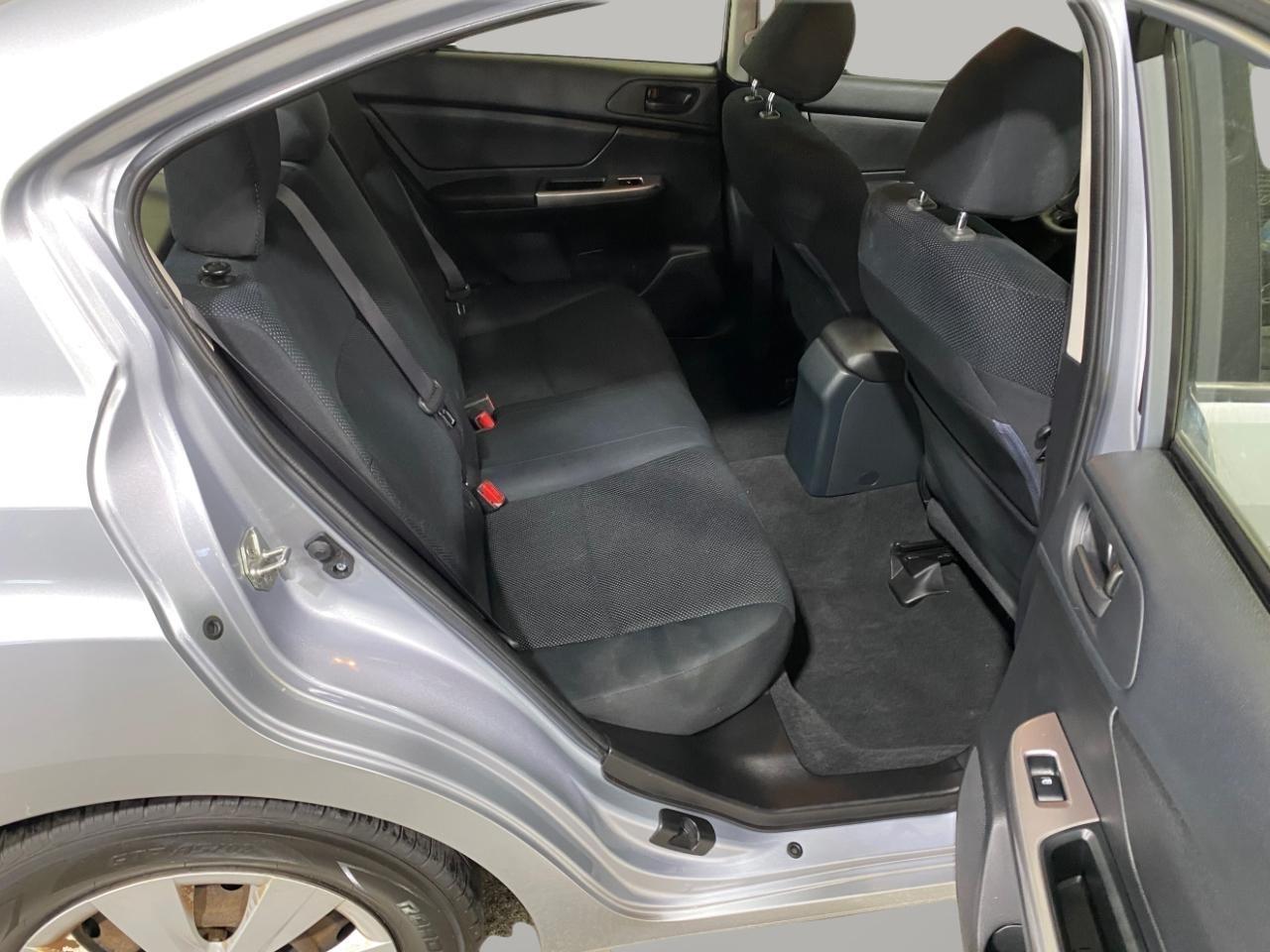 Subaru Impreza 2.0i PZEV CVT 4-Door 2015