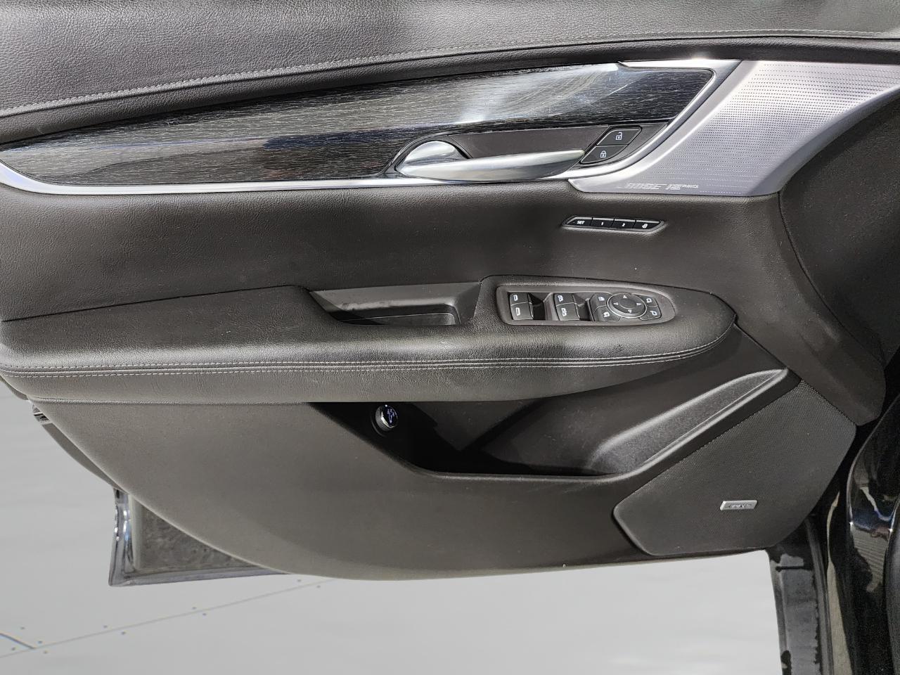 Cadillac XT5  2020