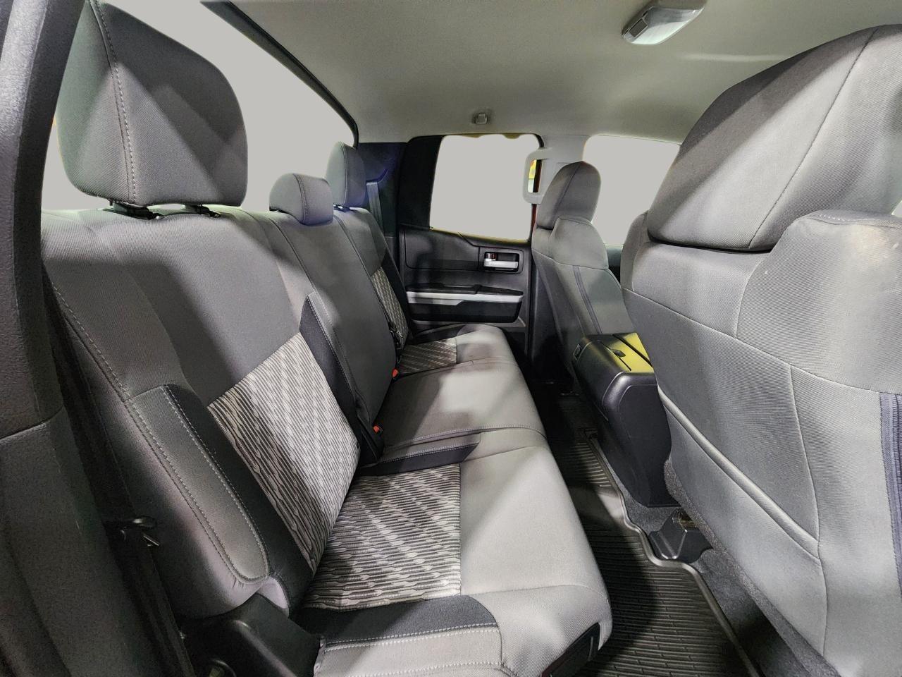 Toyota Tundra SR5 5.7L V8 Double Cab 4WD 2020