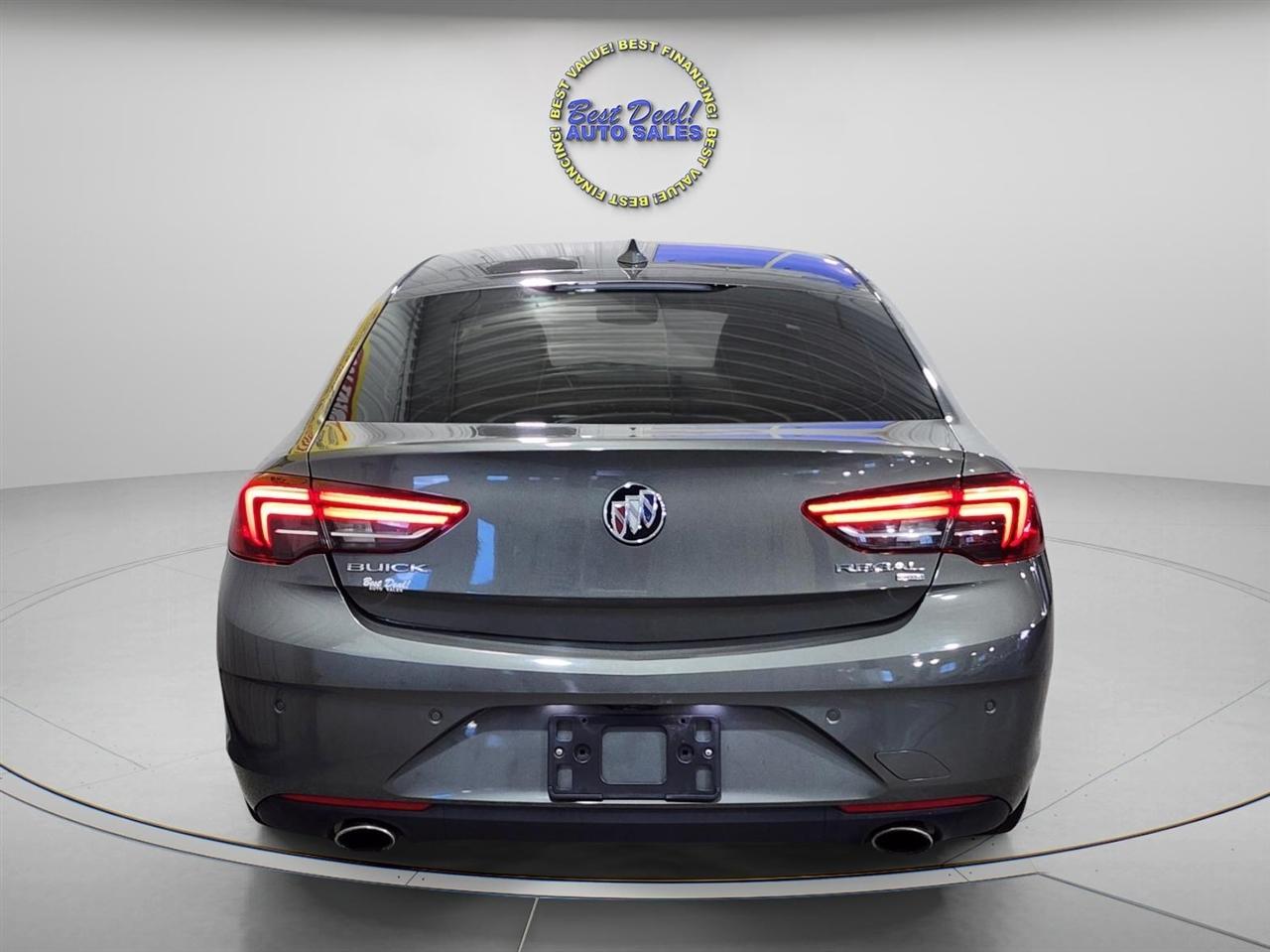 Buick Regal  2018