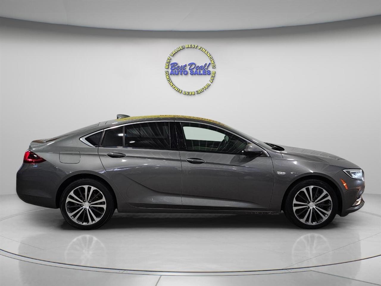 Buick Regal  2018