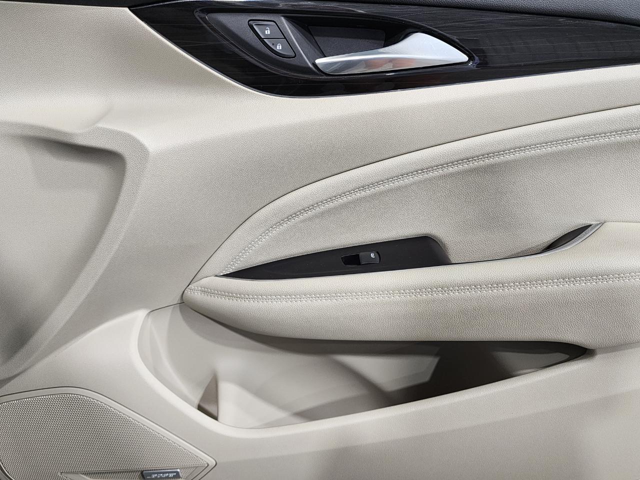 Buick Regal  2018