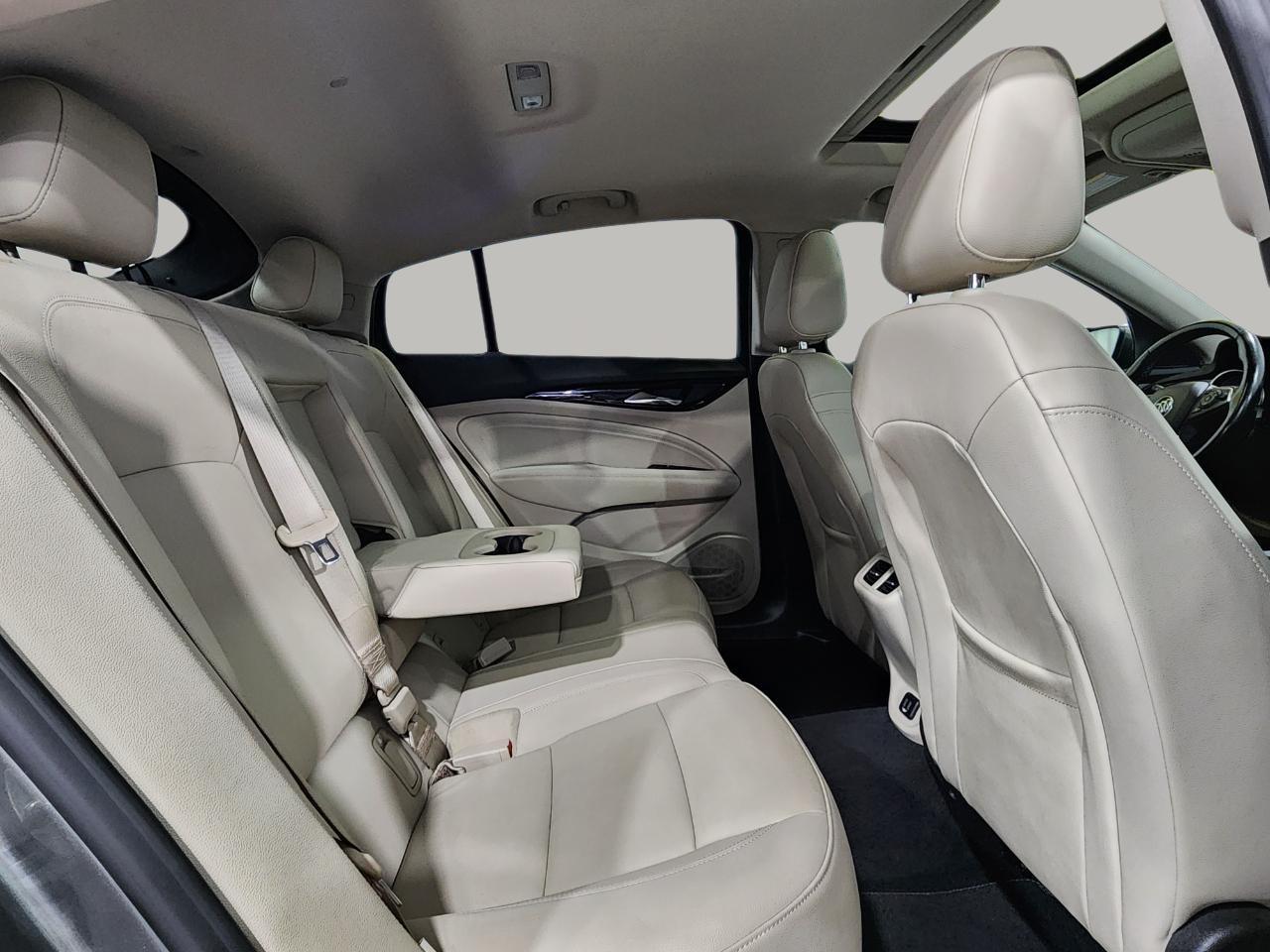 Buick Regal  2018