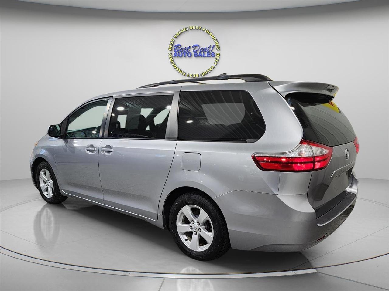 Toyota Sienna  2015