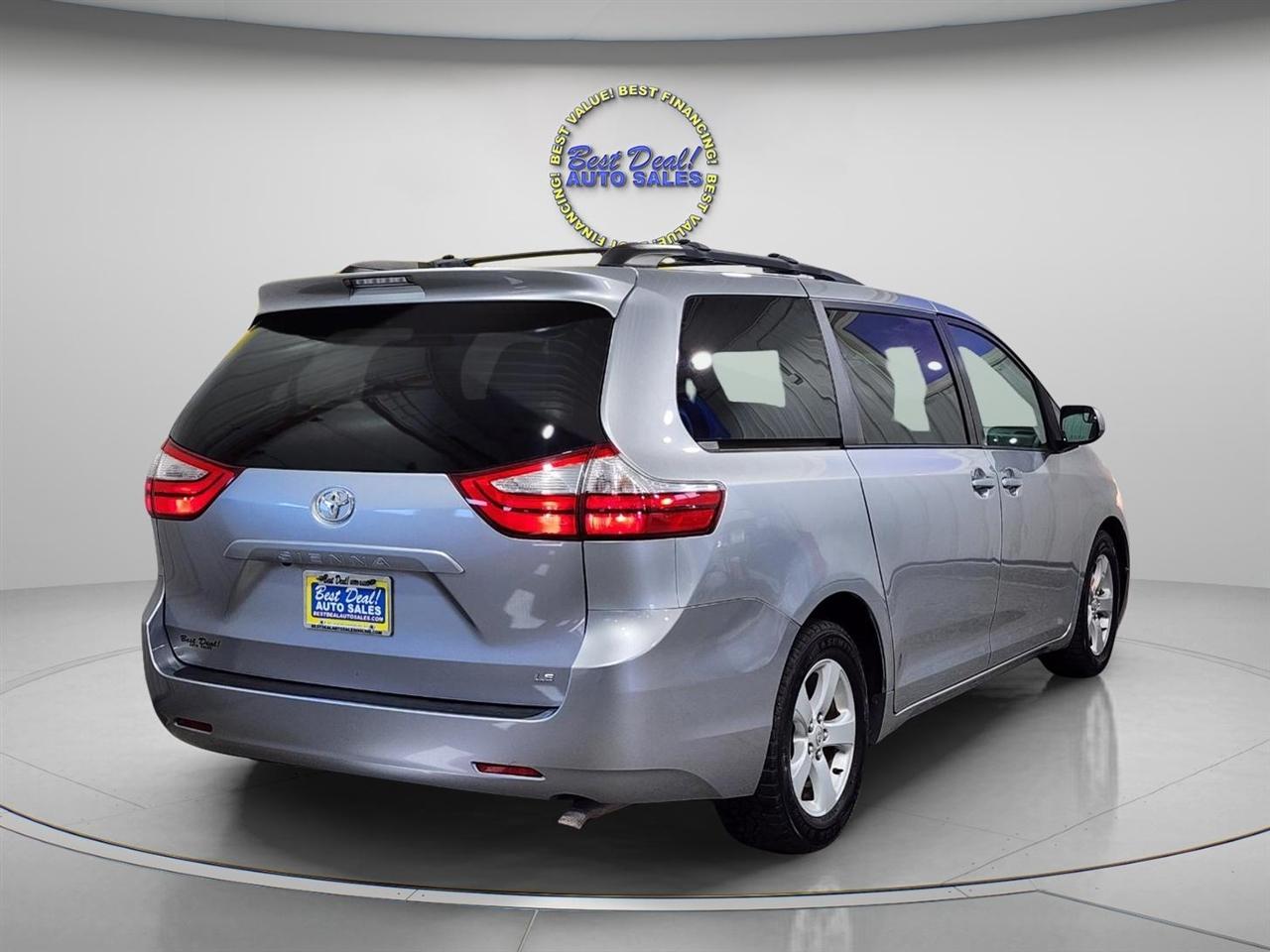 Toyota Sienna  2015