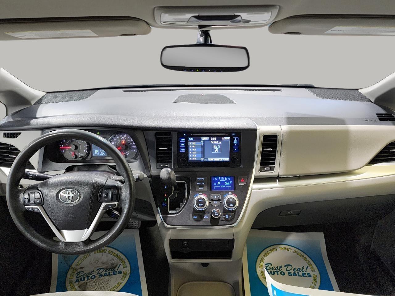 Toyota Sienna  2015