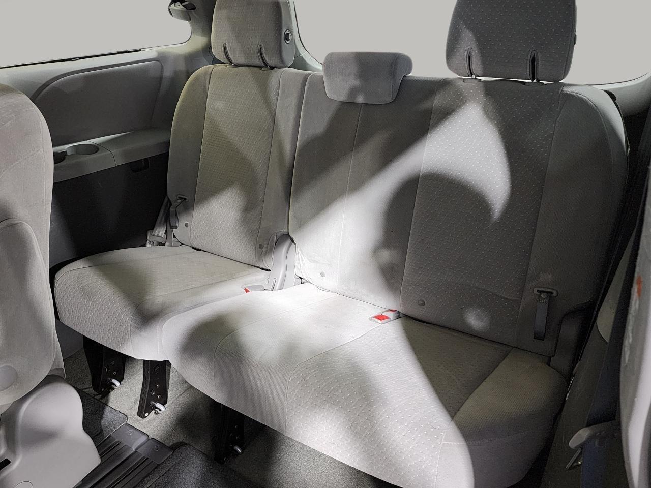 Toyota Sienna  2015