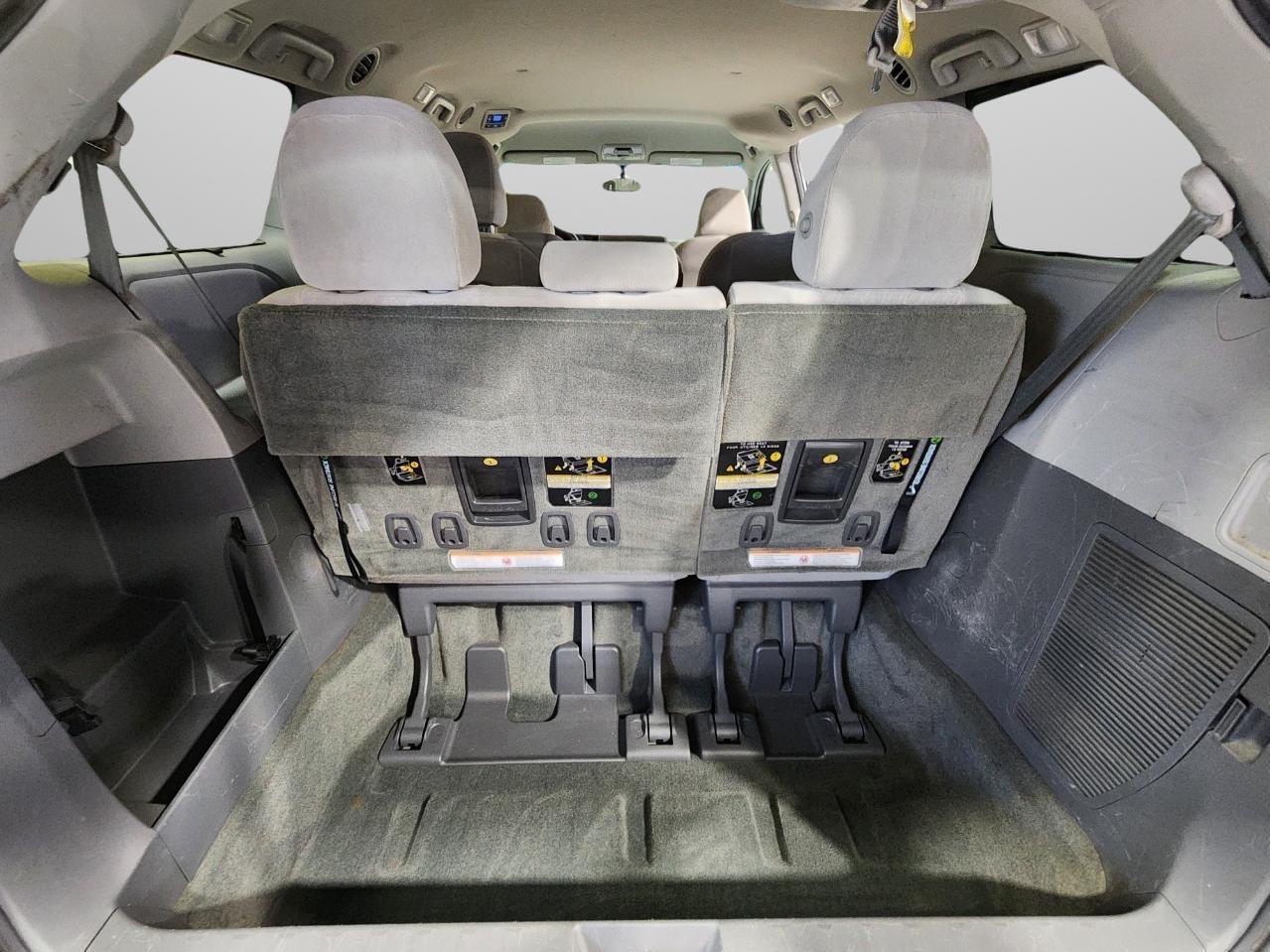 Toyota Sienna  2015