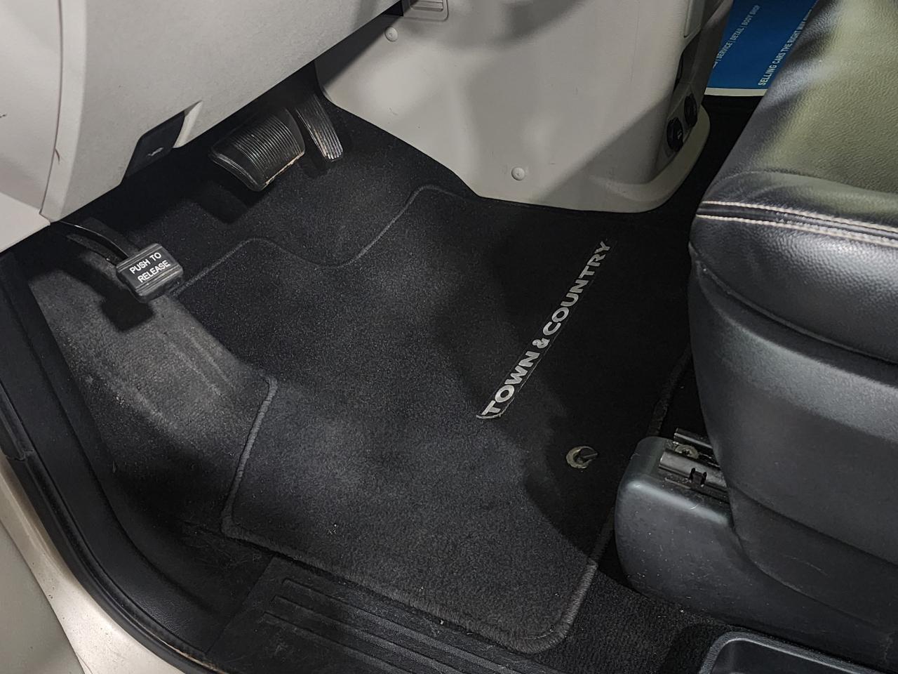 Chrysler Town & Country  2015
