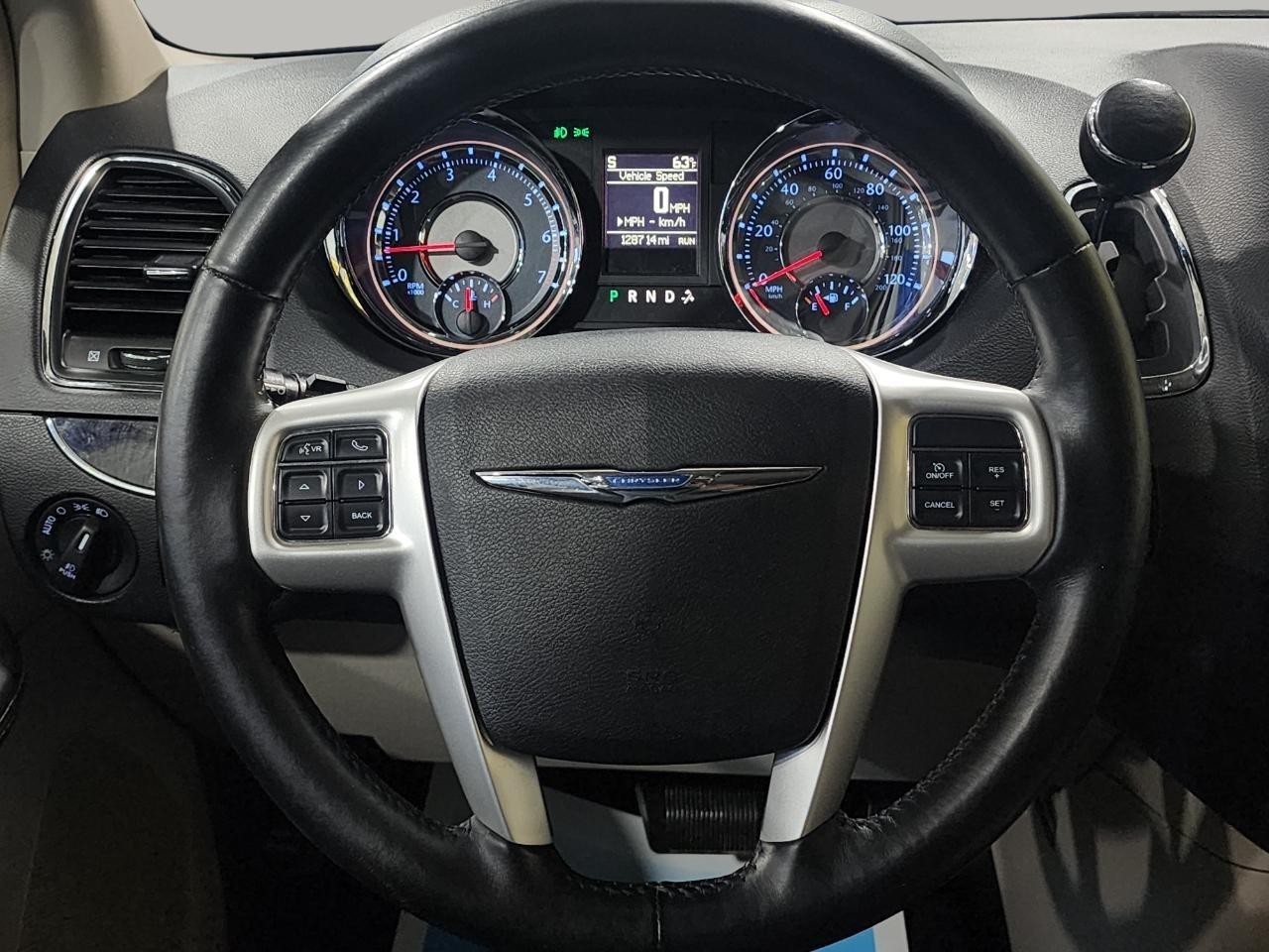 Chrysler Town & Country  2015