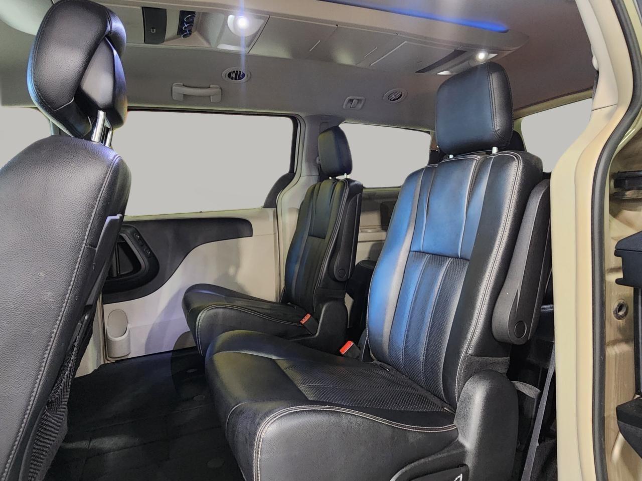 Chrysler Town & Country  2015