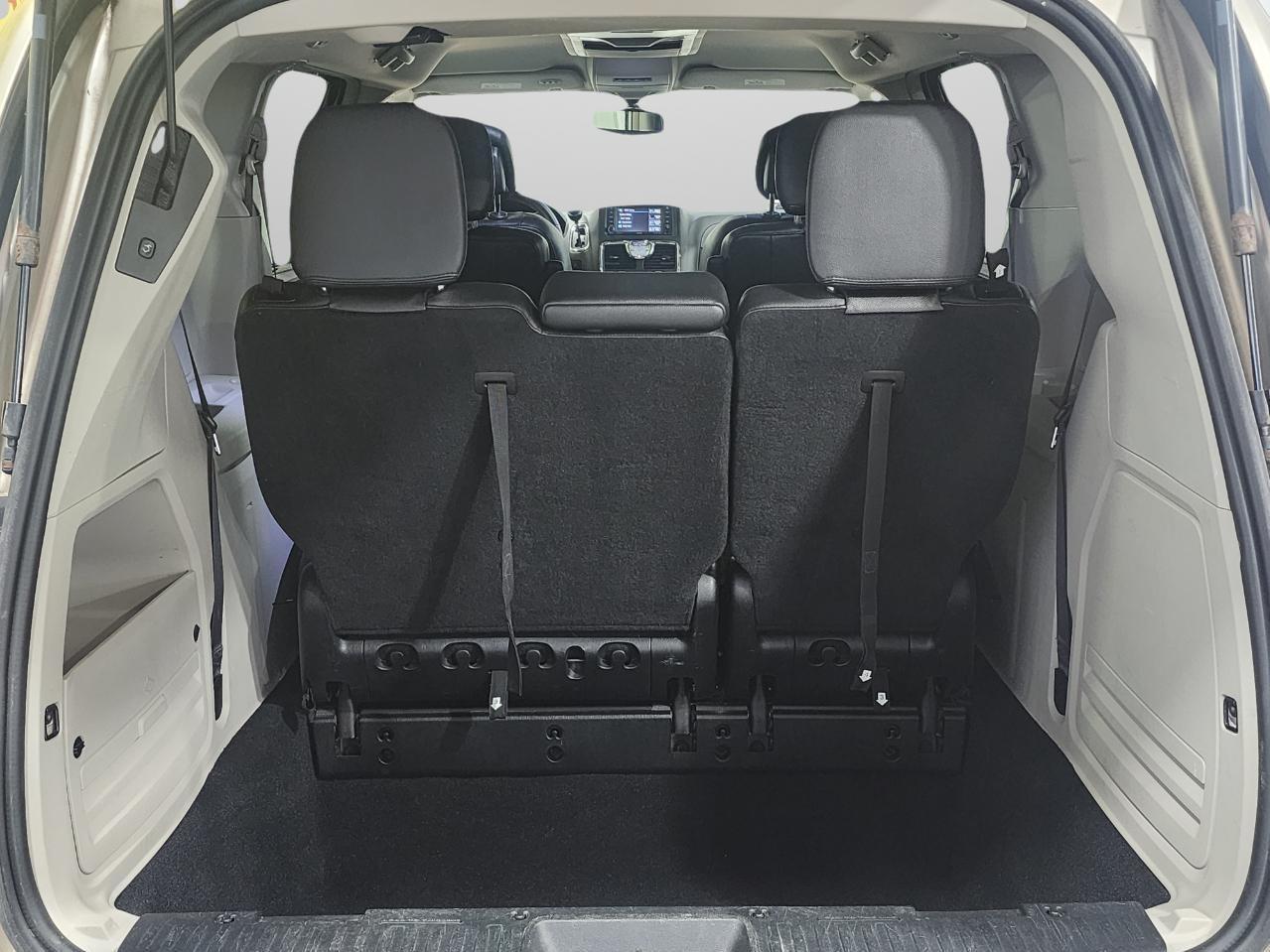 Chrysler Town & Country  2015