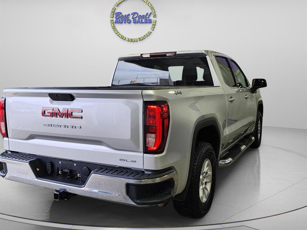 GMC Sierra 1500 SLE Crew Cab Short Box 4WD 2020