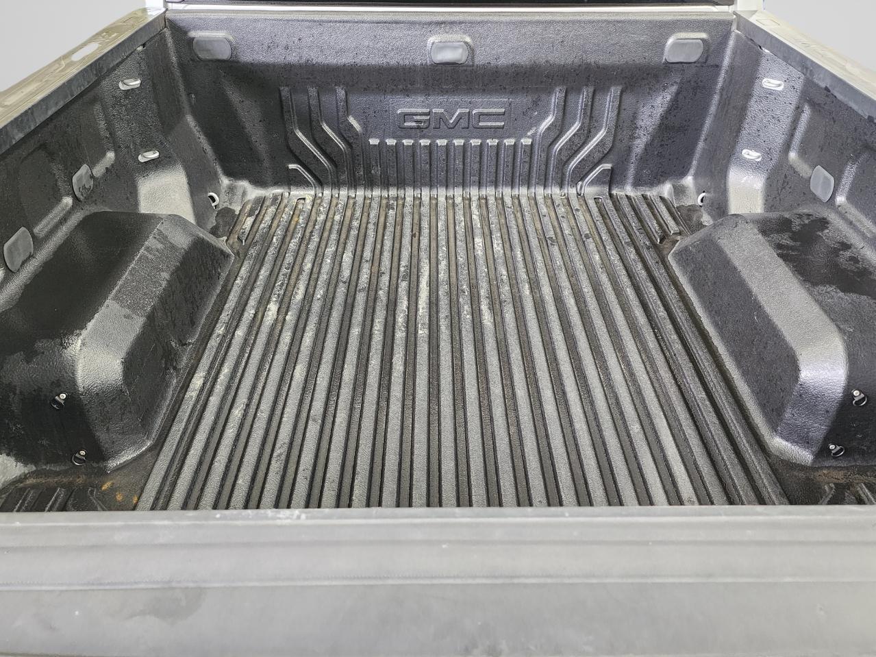 GMC Sierra 1500 SLE Crew Cab Short Box 4WD 2020