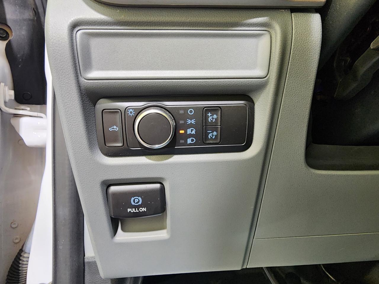 Ford F-150 XL 2021