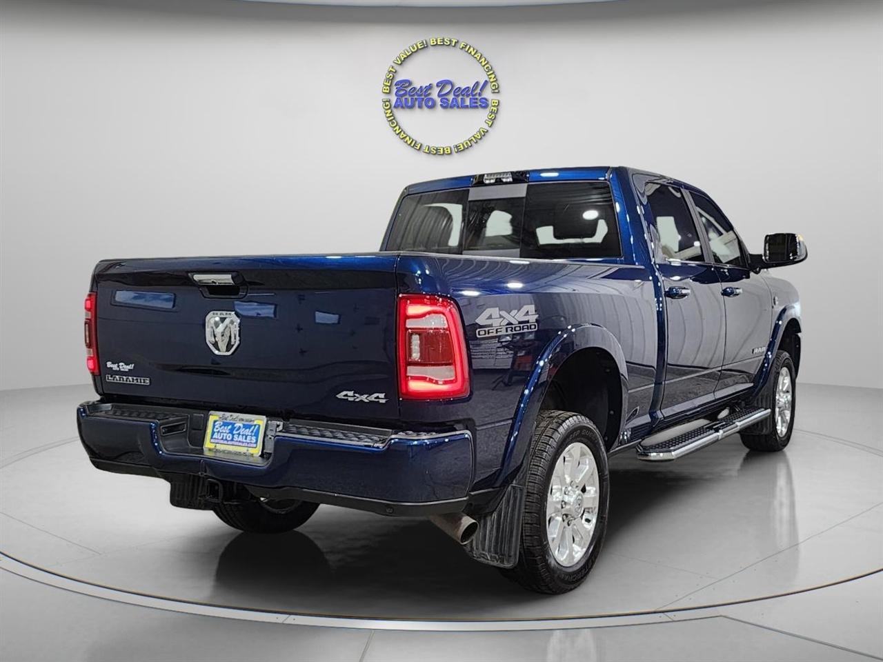 RAM 2500 Laramie Crew Cab SWB 4WD 2022