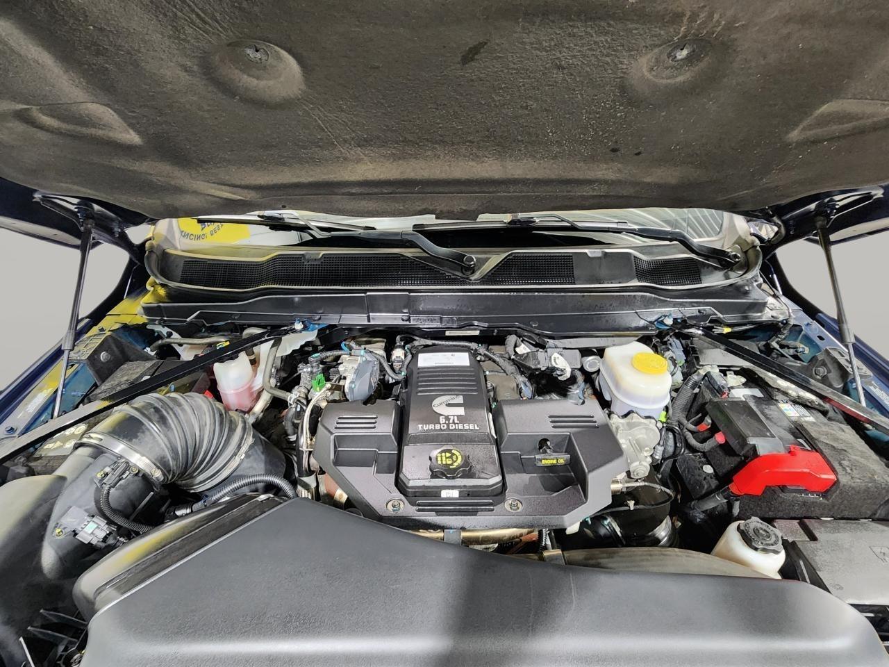 RAM 2500 Laramie Crew Cab SWB 4WD 2022