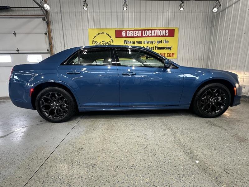 Chrysler 300 Touring L AWD 2022
